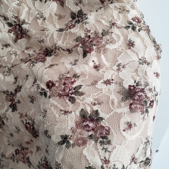 Forever 21 Lace Mini Dress - Picture 3 of 6